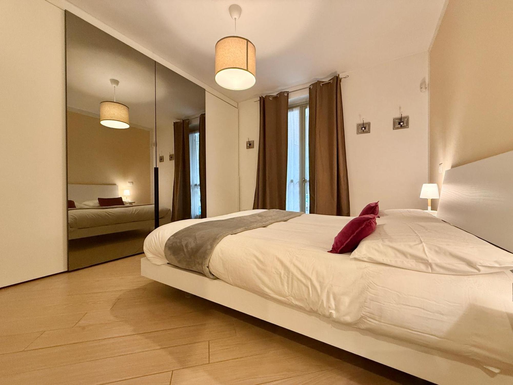 Comecasa Modern Apartment In Historical Centre Asti Eksteriør billede